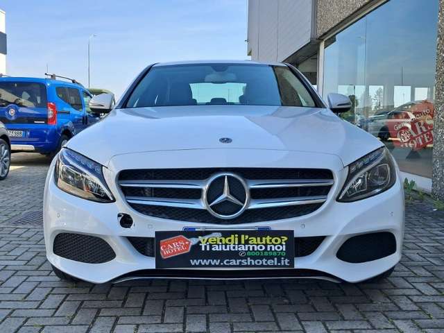 Mercedes-Benz C 220