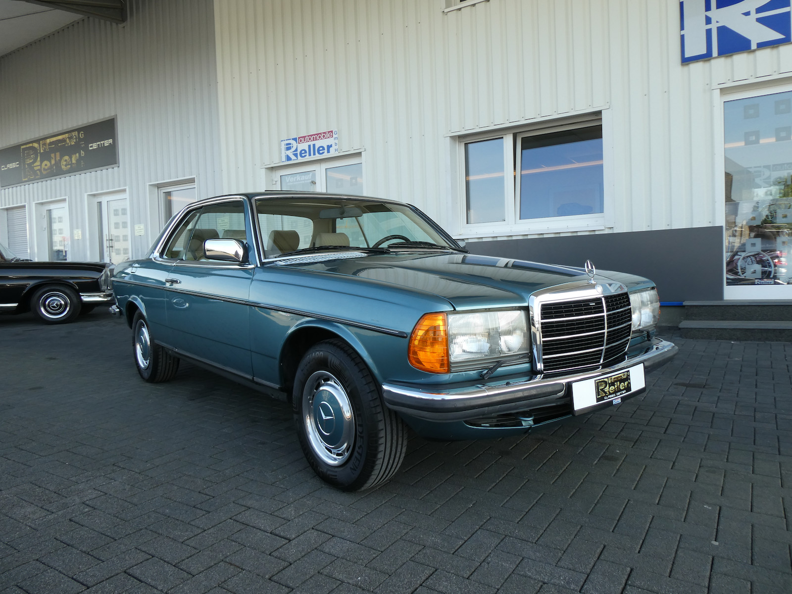 Mercedes-Benz 280