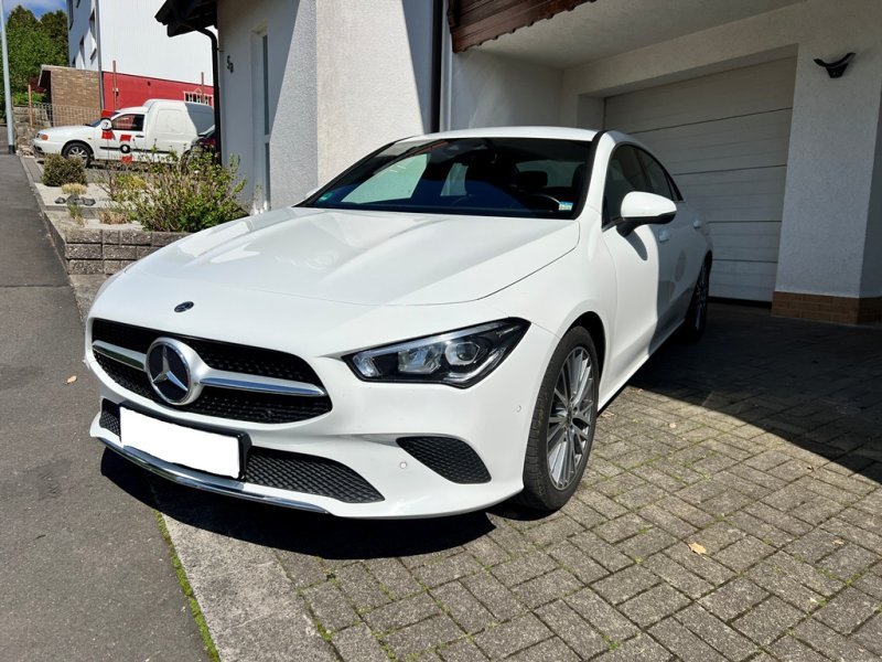 Mercedes-Benz CLA 200
