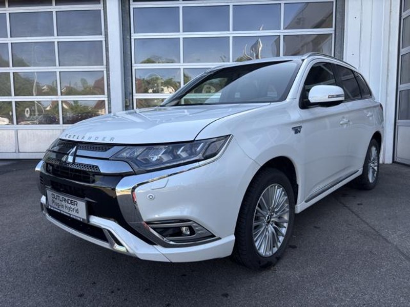 Mitsubishi Plug-in Hybrid Outlander