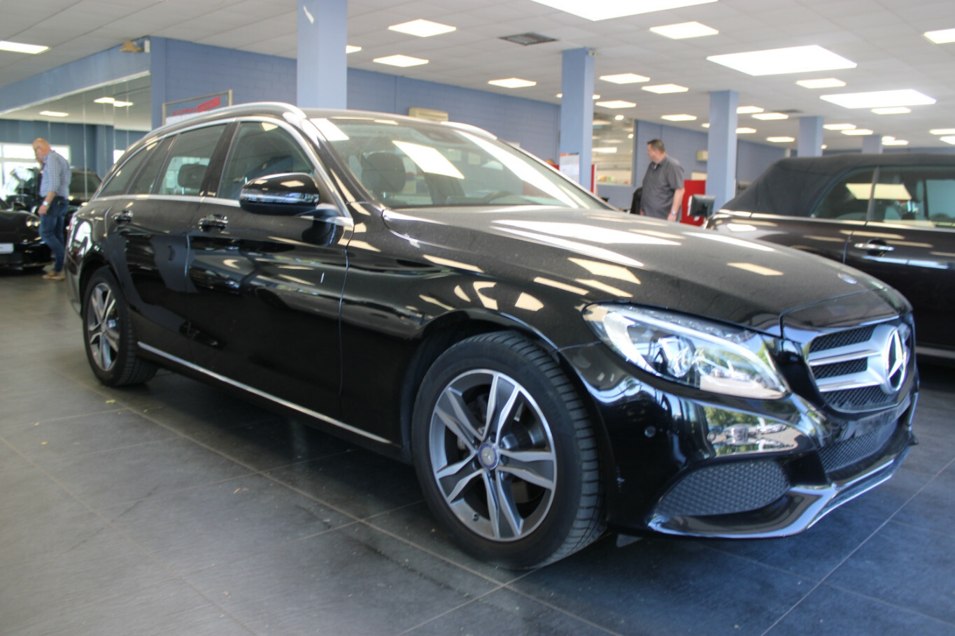 Mercedes-Benz C 220