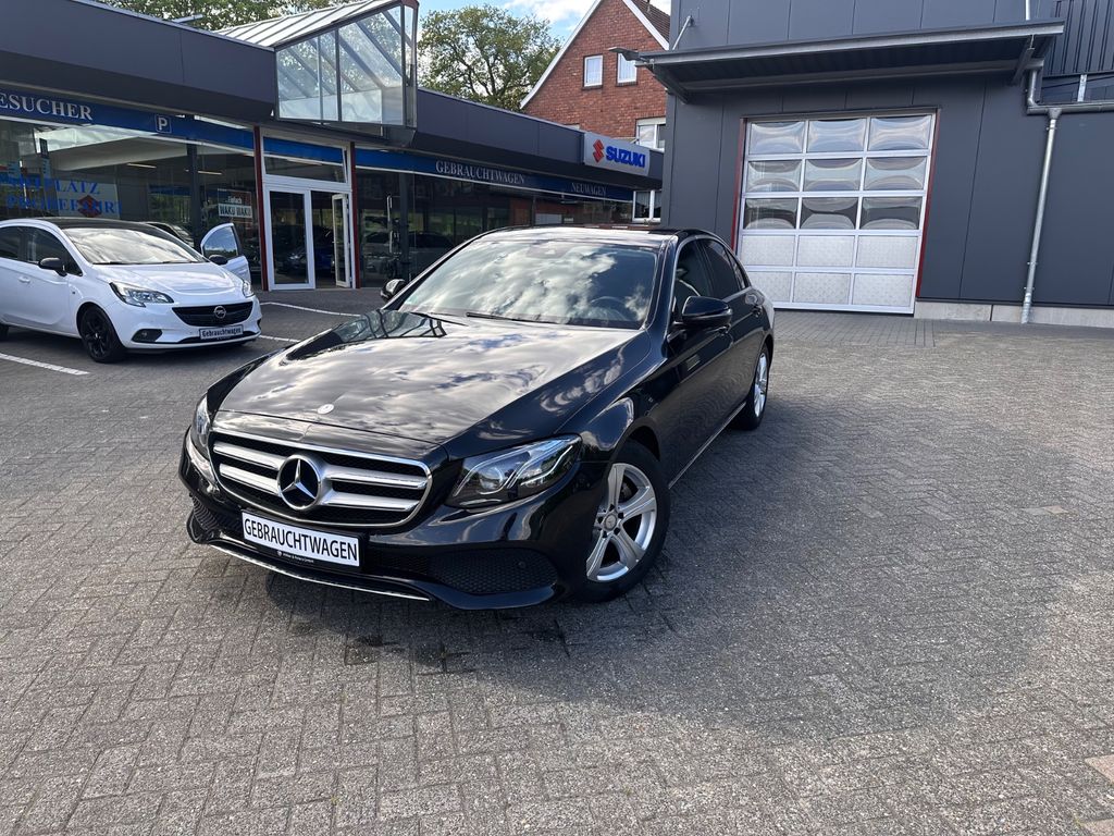 Mercedes-Benz E 220