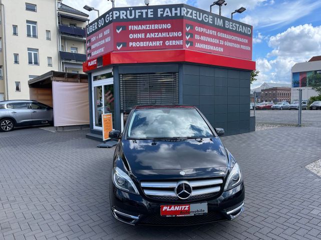 Mercedes-Benz B 180