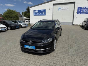 VW Golf Variant High 2,0 TDI SCR Navi LED ACC P-Dach St-Heiz TWA SHA Alu17 E6