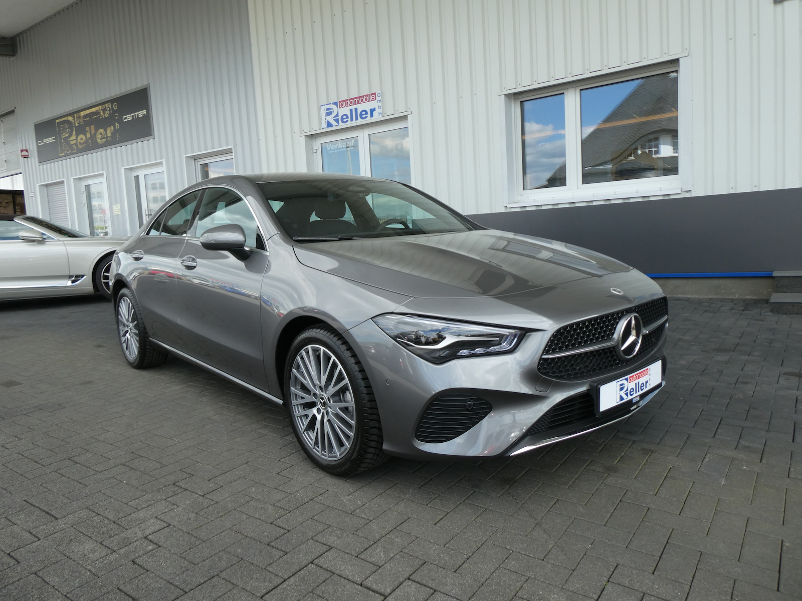 Mercedes-Benz CLA 180