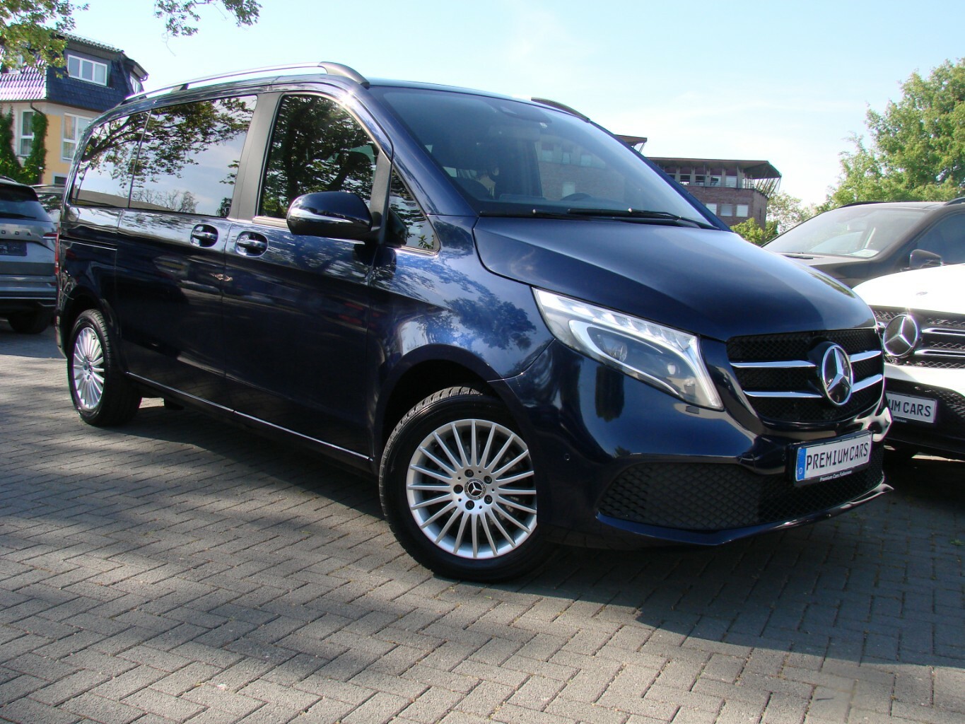 Mercedes-Benz V 250