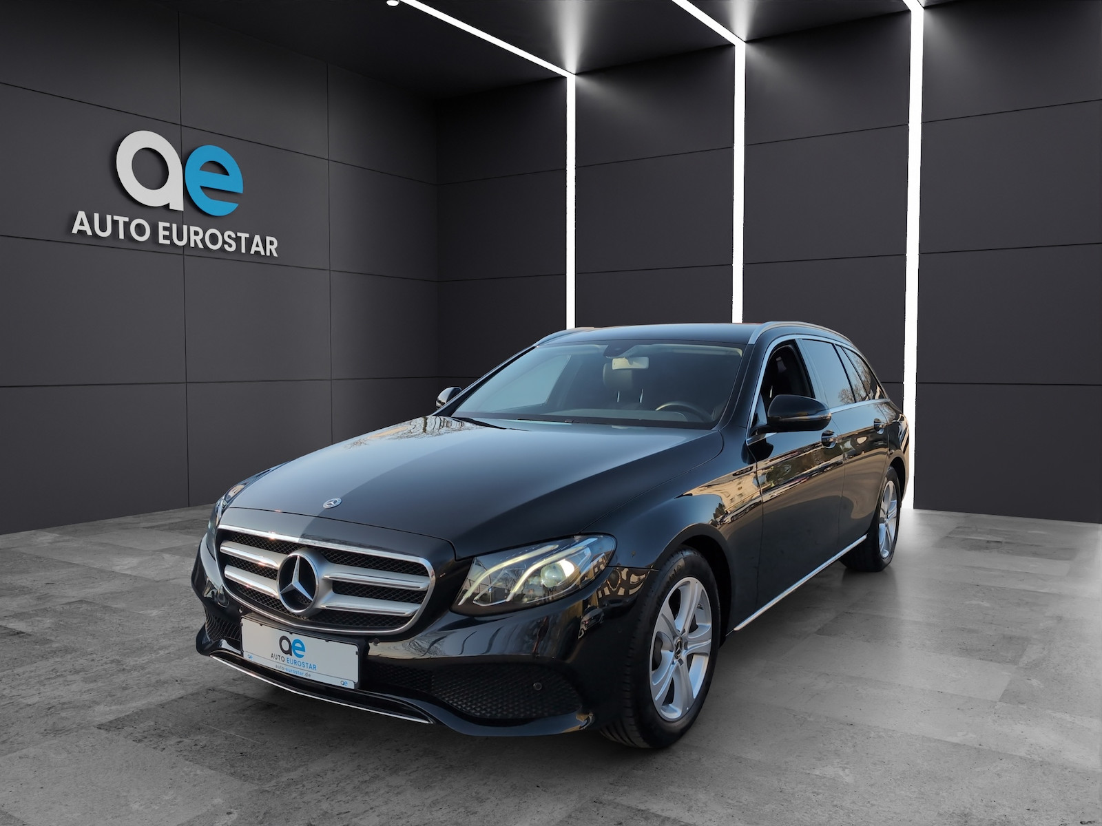 Mercedes-Benz E 200