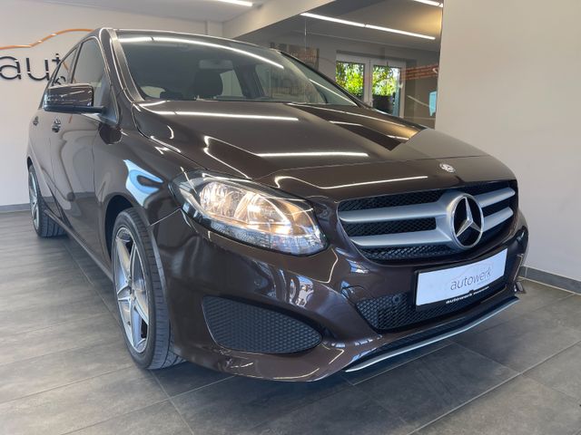 Mercedes-Benz B 180