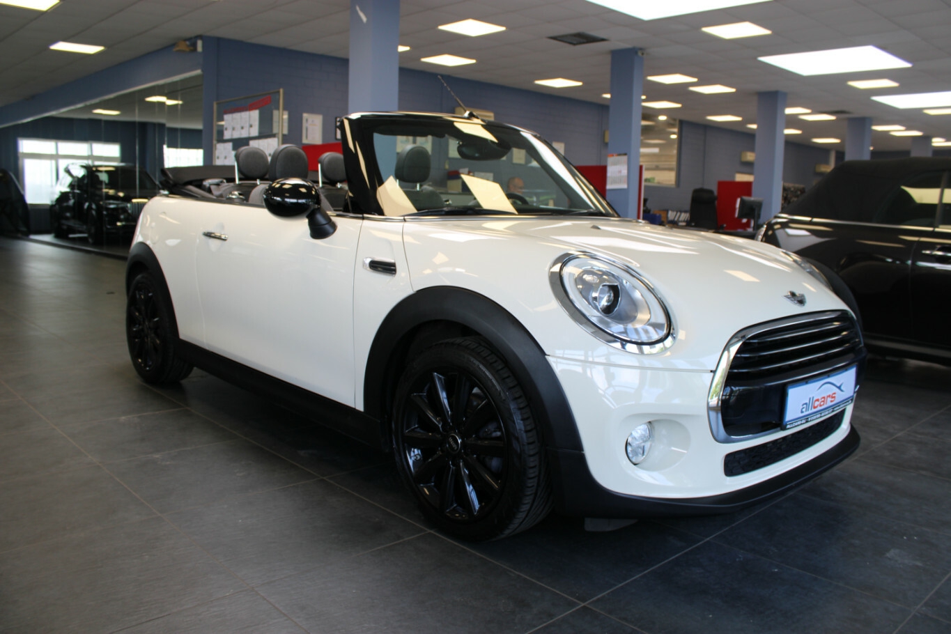MINI Cooper Cabrio
