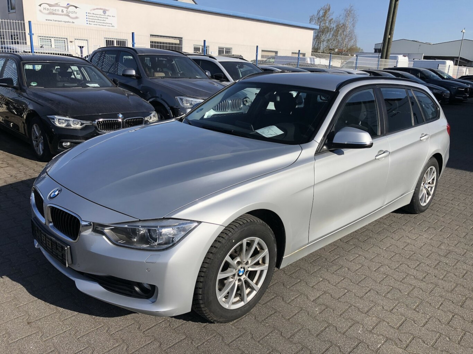 BMW 320