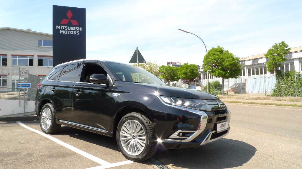 Mitsubishi Plug-in Hybrid Outlander