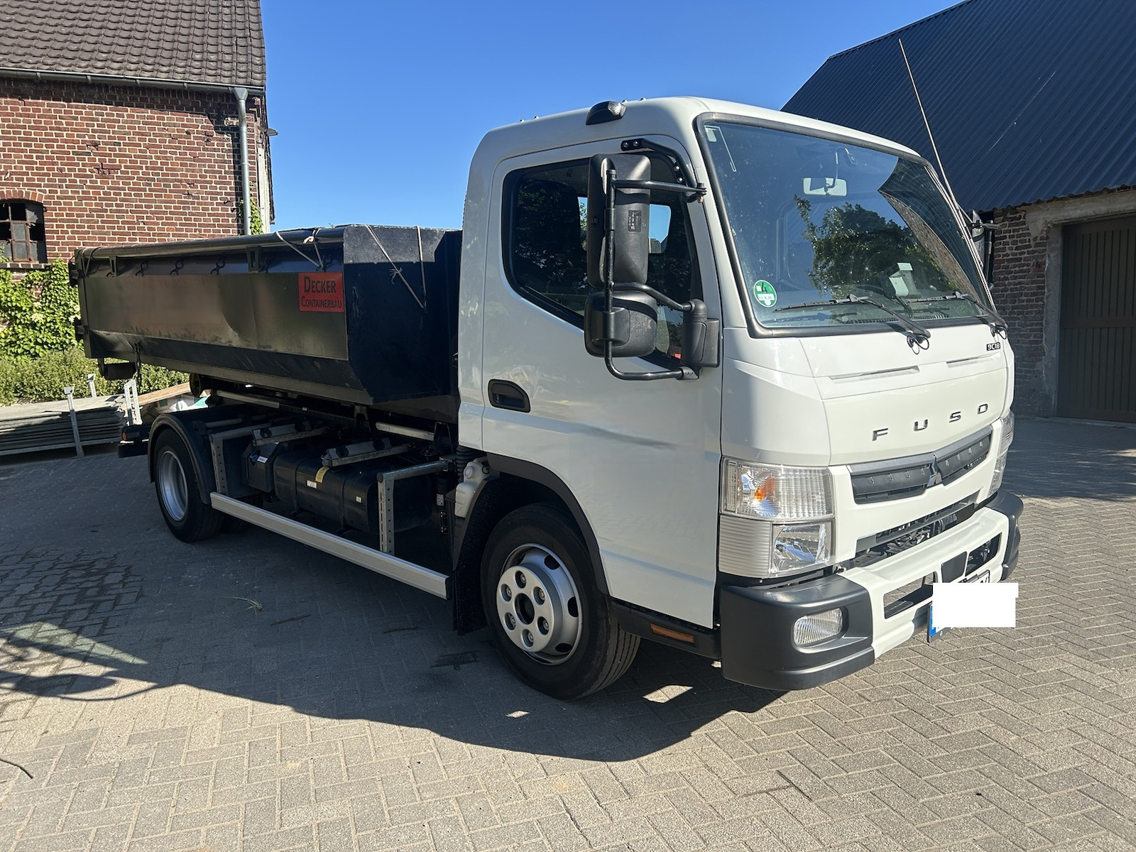 Mitsubishi FUSO 9C18 4x2 Abrolkipper + Mulde / 17TKM