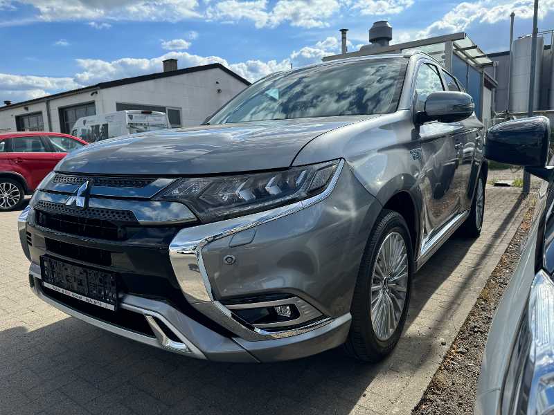 Mitsubishi Plug-in Hybrid Outlander