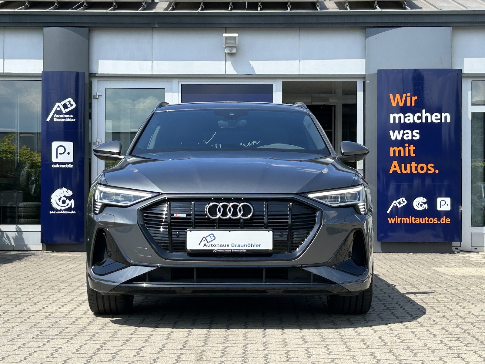Audi e-tron