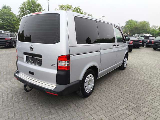 Volkswagen T5 Caravelle