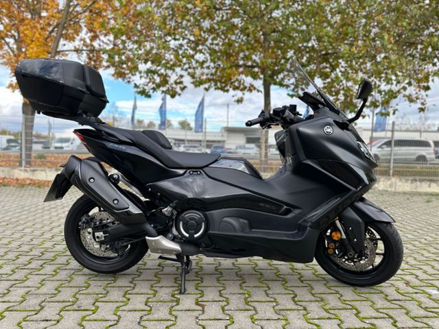 Yamaha TMAX Tech MAX 560 mit Garantie bis 06/2026