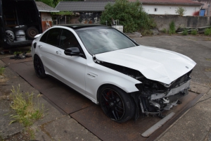 Mercedes-Benz C 63 AMG