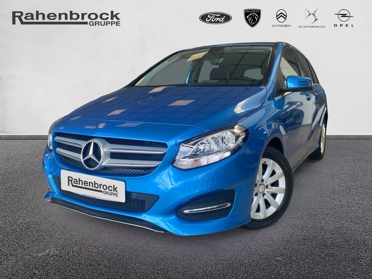 Mercedes-Benz B 180