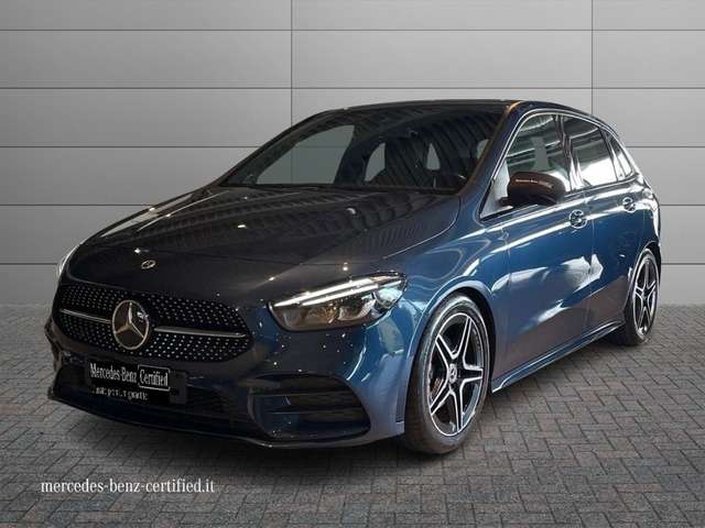 Mercedes-Benz B 180