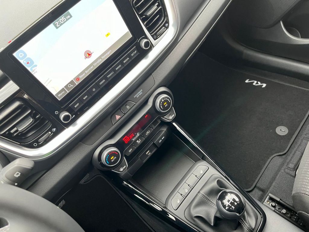 Kia Stonic – Bild 18