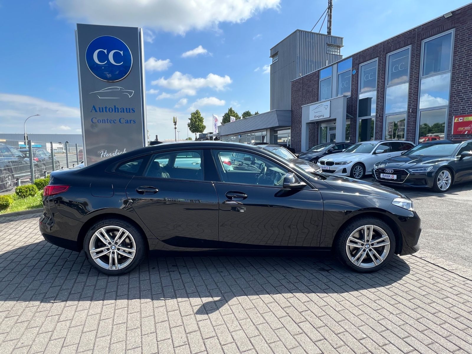 BMW 220