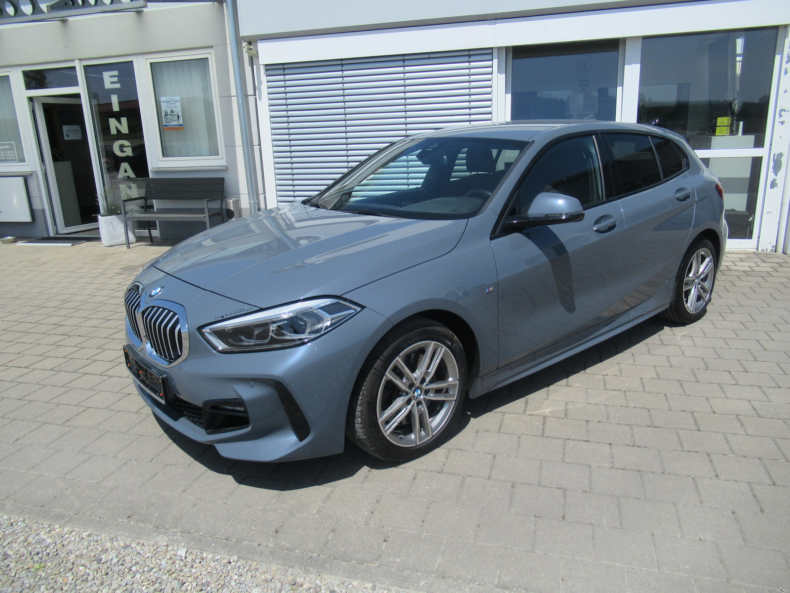 BMW 120
