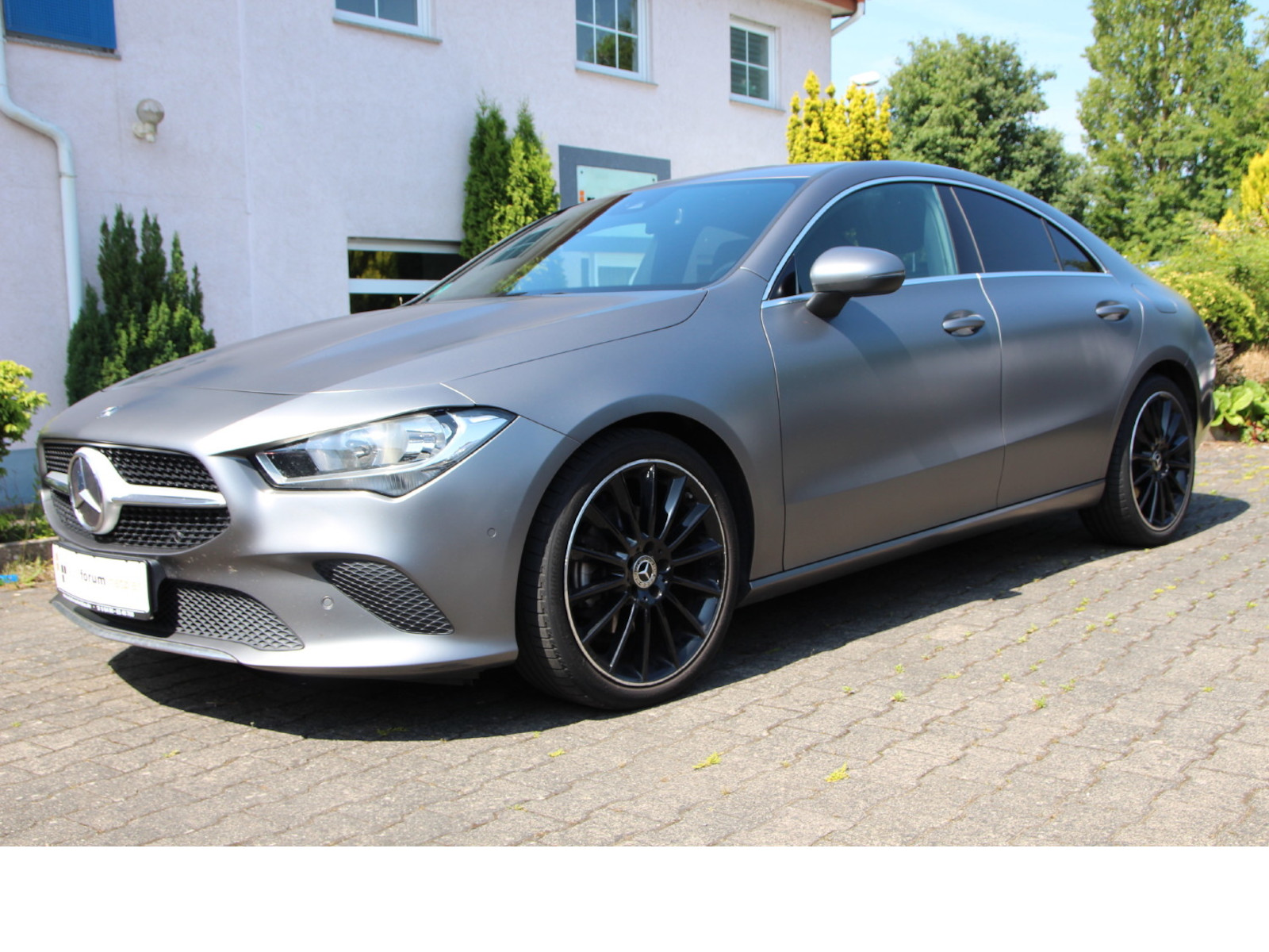 Mercedes-Benz CLA 200