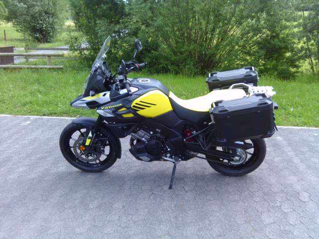 Suzuki V-Strom 1000