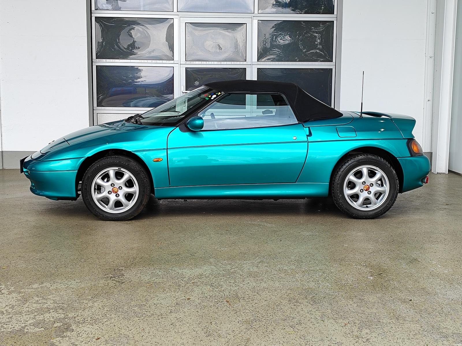 Kia Elan