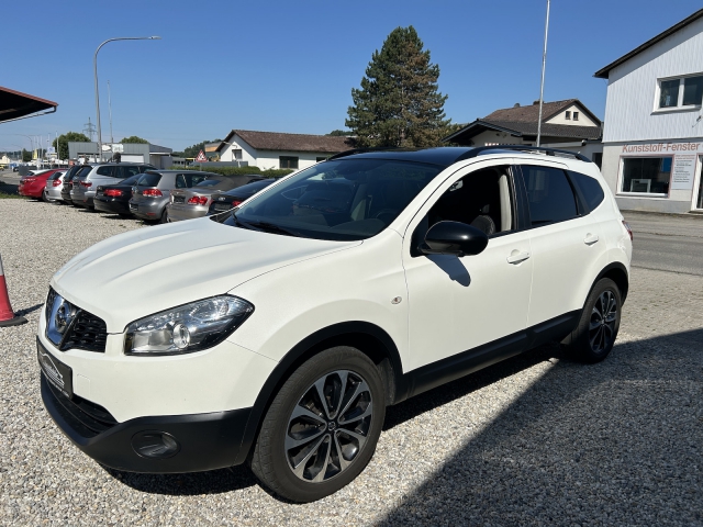 Nissan Qashqai+2 2.0 dCi Aut. 4X4 Kamera 360� 7-Sitzer