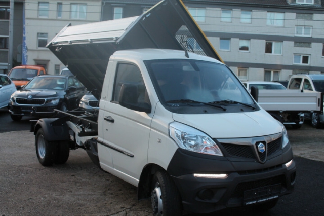 Piaggio Porter NP6 3-Seiten-Kipper Klima 280 TW SOFORT !!