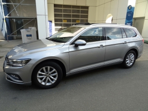 VW Passat Variant 2,0 TDI Business,Panor,ACC,AHK,LED