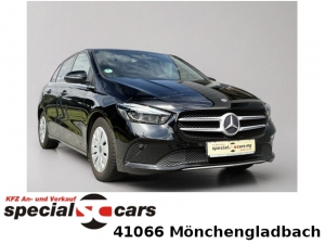 Mercedes-Benz B 180 Comand Online / KeylessGO / Kamera