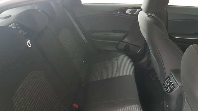 Kia Ceed – Bild 11