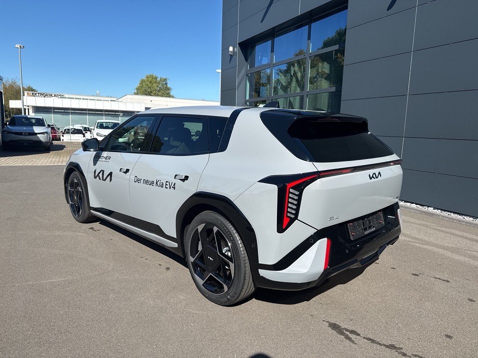 Kia EV4