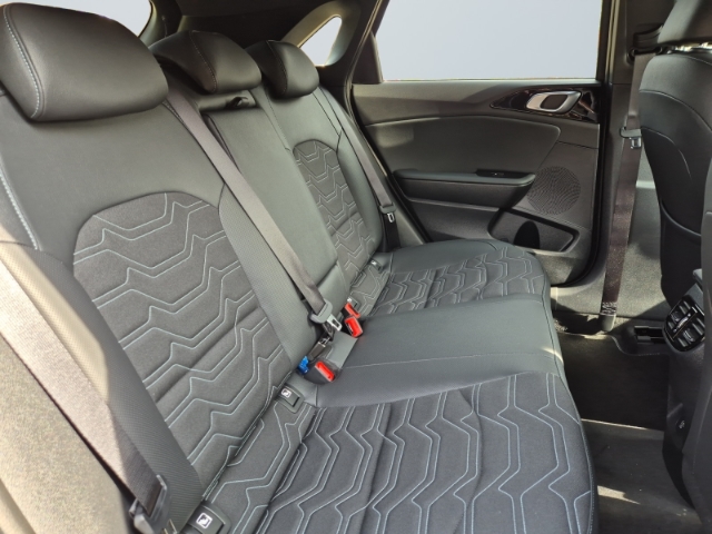 Kia cee'd – Bild 12