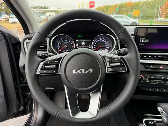Kia cee'd – Bild 11