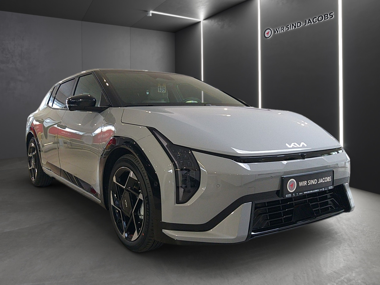 Kia EV4