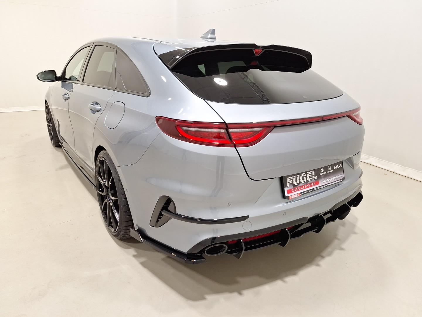 Kia ProCeed