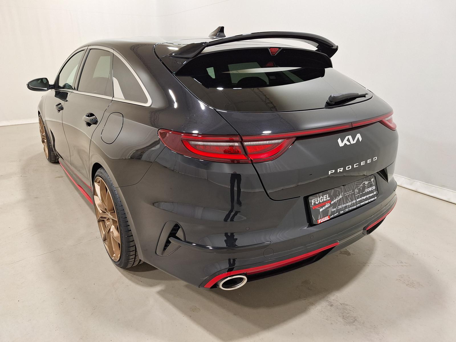 Kia ProCeed