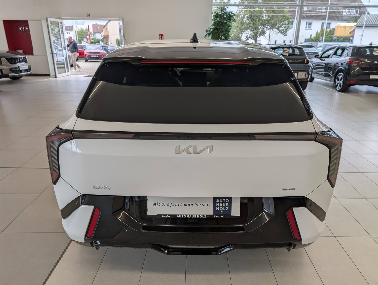 Kia EV4
