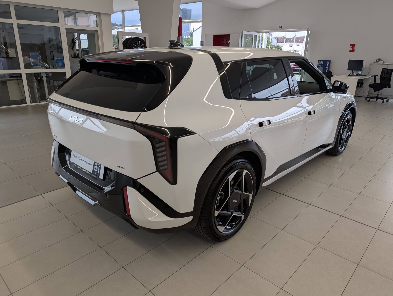 Kia EV4