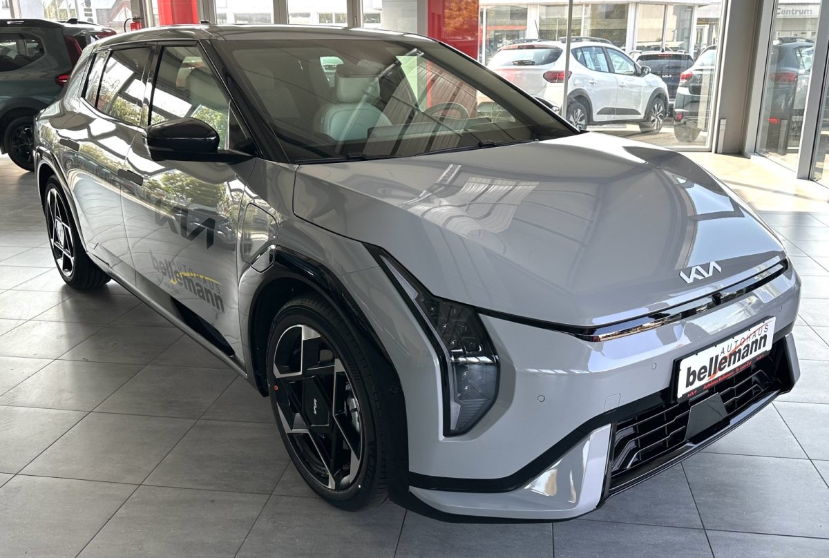 Kia EV4