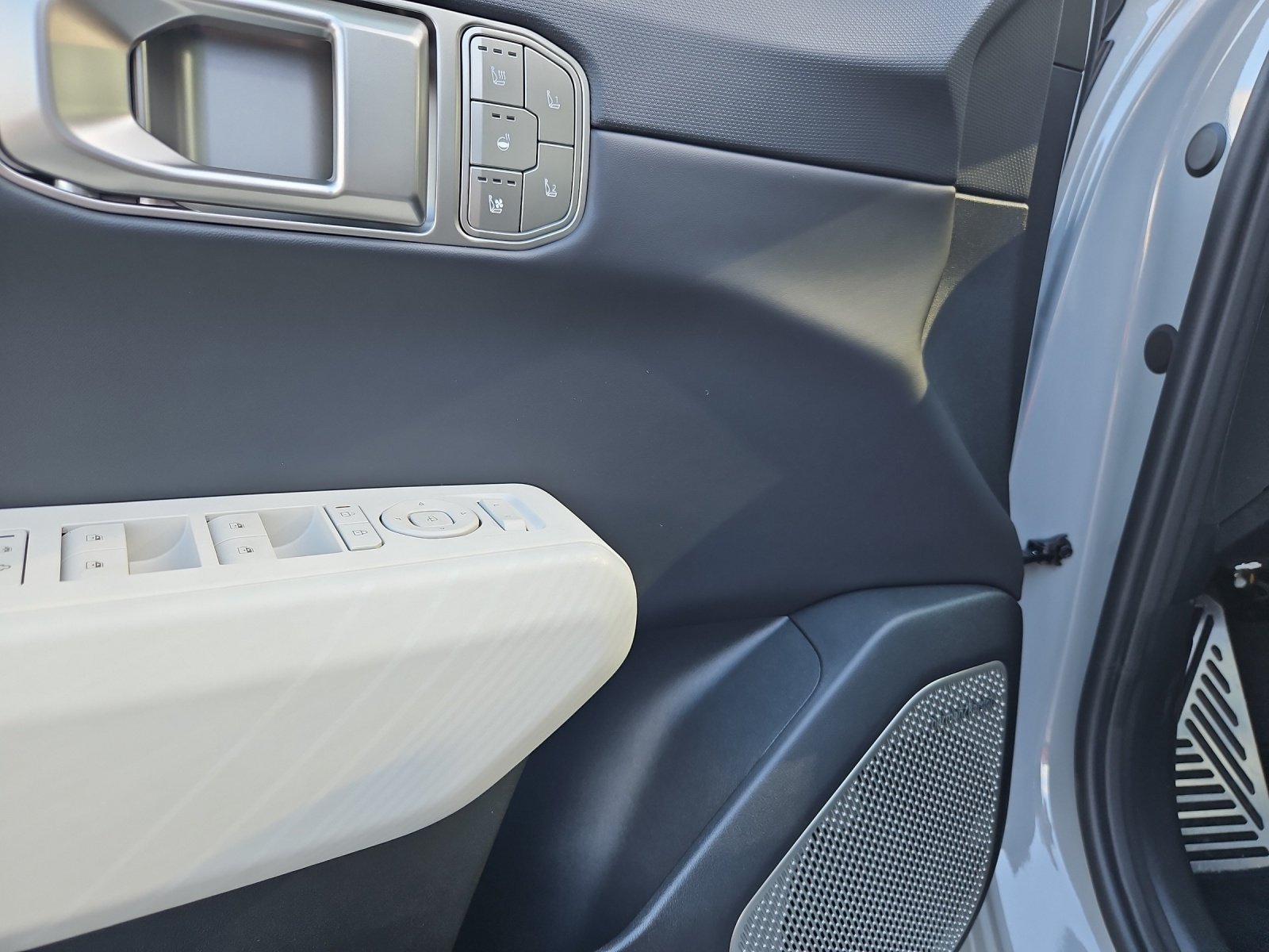 Kia EV4 – Bild 18