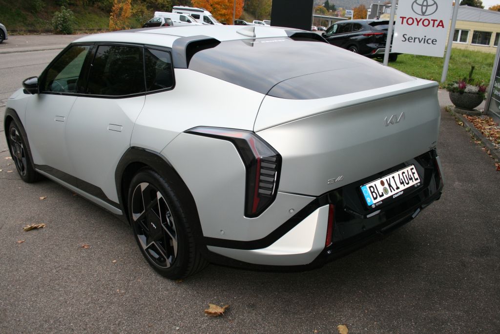 Kia EV4