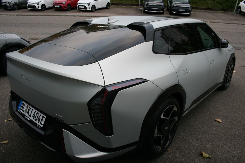 Kia EV4