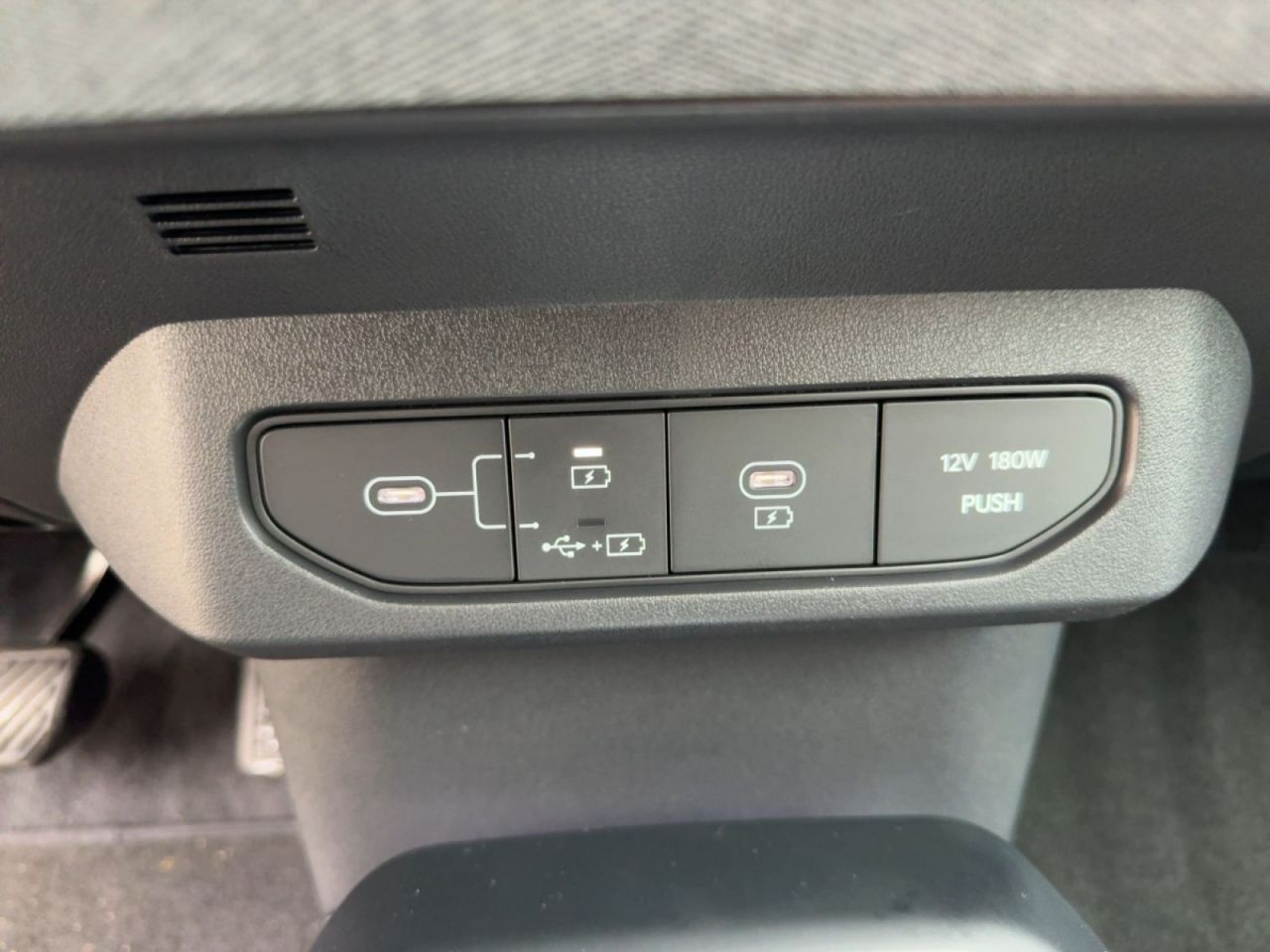 Kia EV4 Fastback – Bild 16
