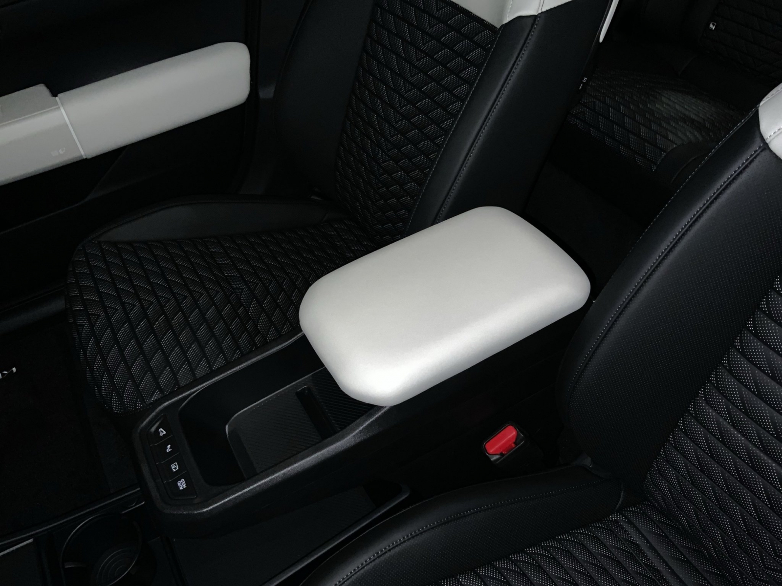 Kia EV4 Fastback – Bild 28