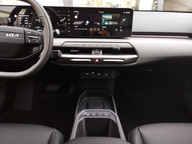 Kia EV4 Fastback – Bild 14