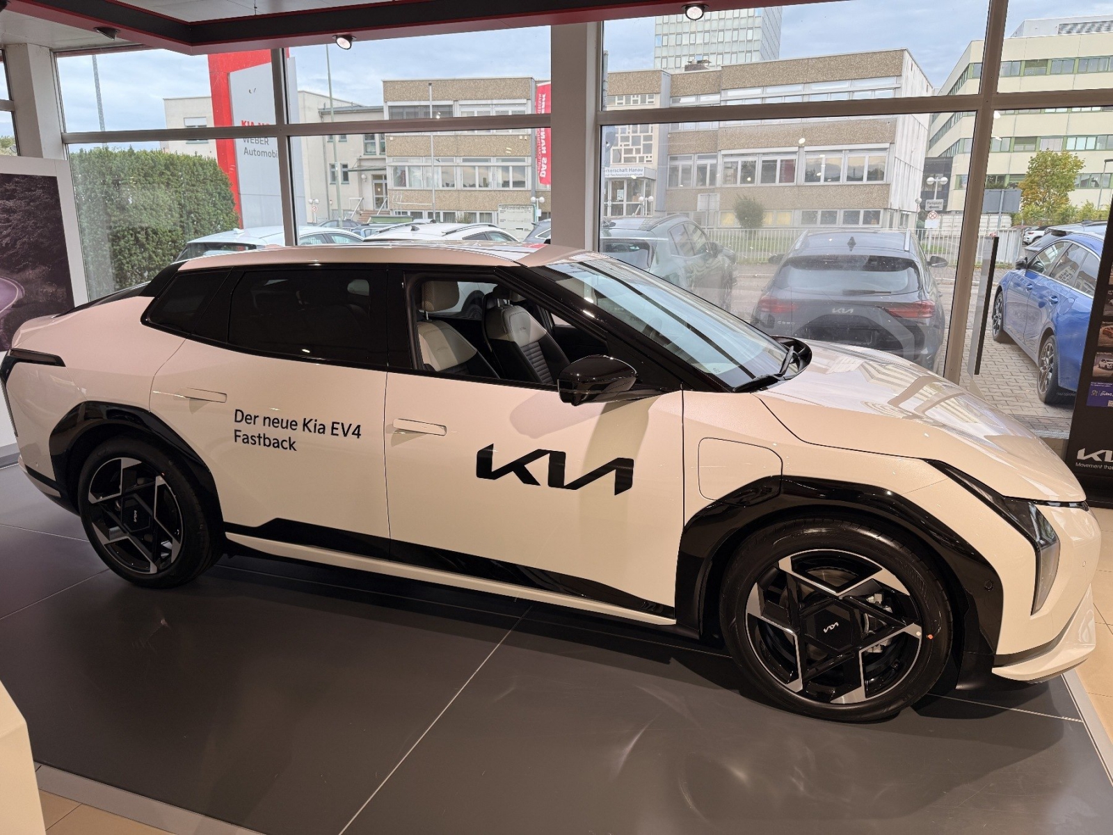 Kia EV4 Fastback